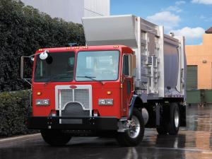 Peterbilt 320 4x2 Rolloffcon '2005